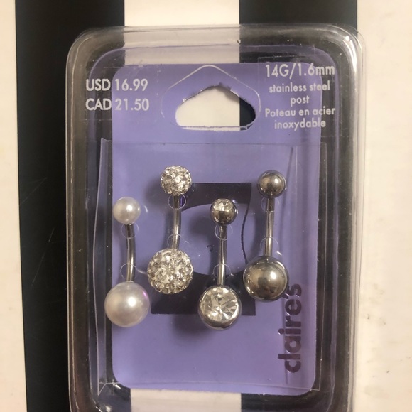 Claire’s belly button rings. Brand New - Picture 1 of 2